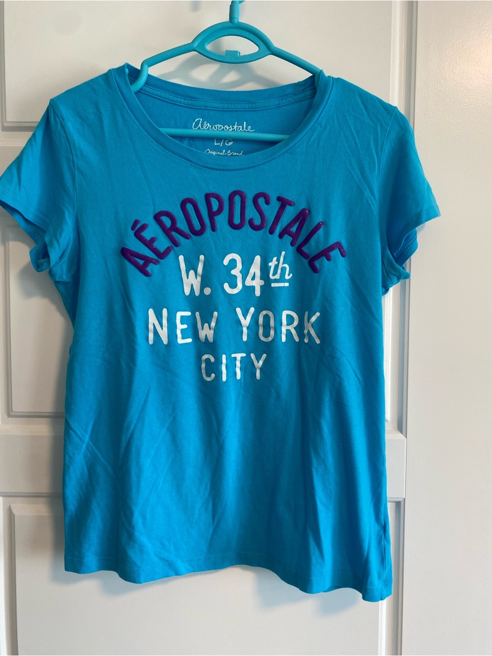 Aeropostale Turquoise Short Sleeve Tee with Purple and White Logo